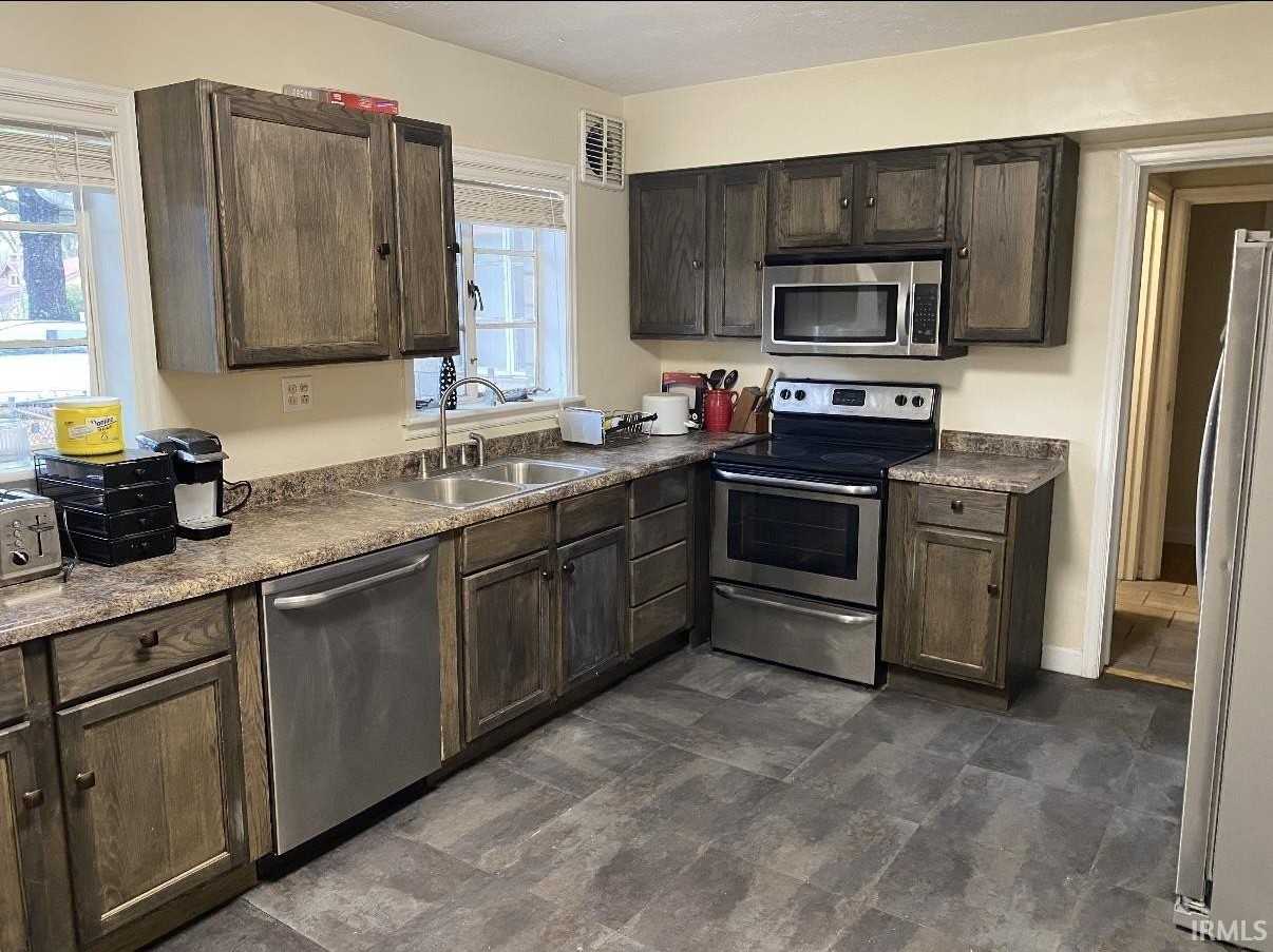 2000 E Atwater Ave - Photo 4 of 7