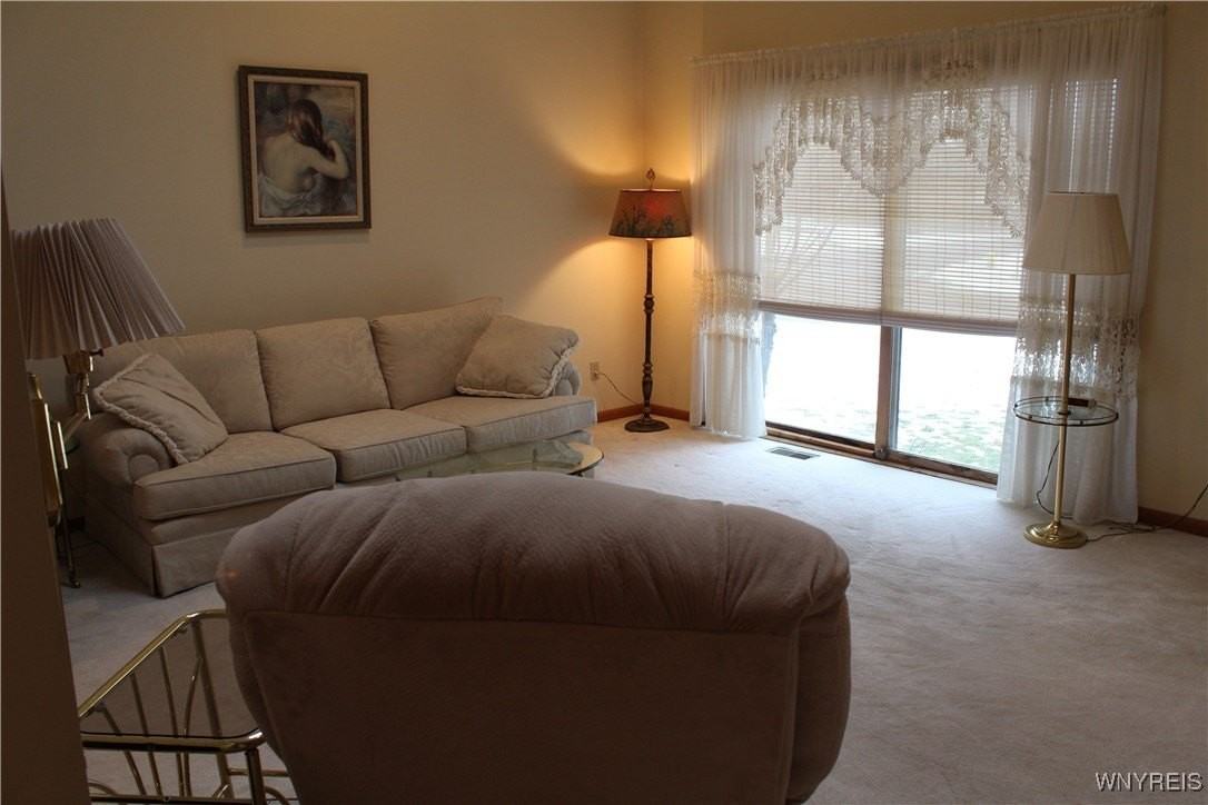 16 Bluebird Ln - Photo 7 of 29