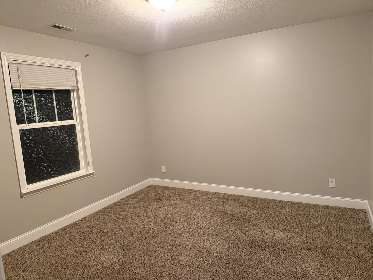 7560 Grasshopper Rd - Photo 4 of 16