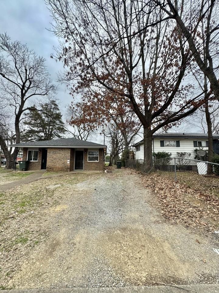 1803 E 26th St - Photo 3 of 16