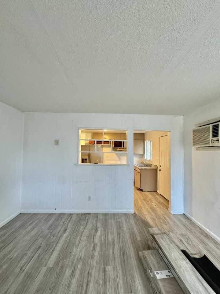 1803 E 26th St - Photo 7 of 16