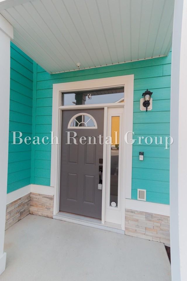 773 Moen Pl - Photo 3 of 26