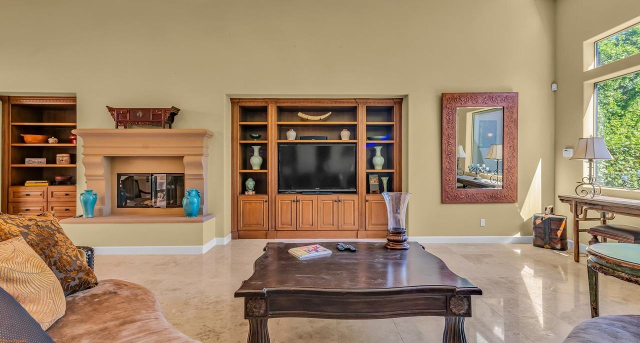 46710 Bradshaw Trl - Photo 3 of 47