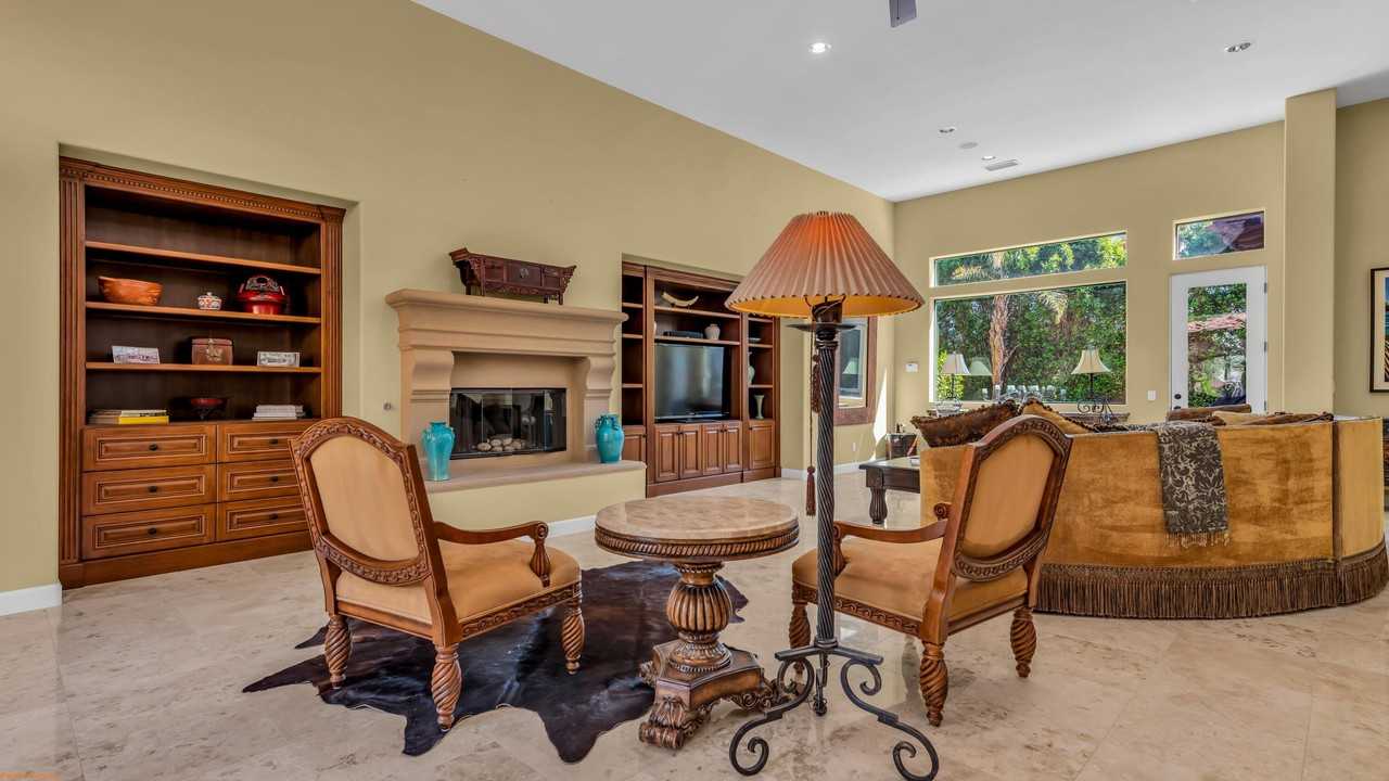 46710 Bradshaw Trl - Photo 4 of 47