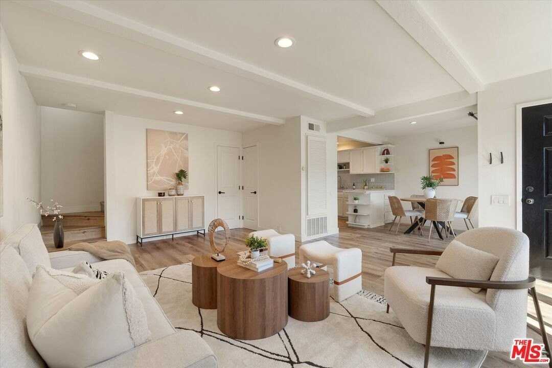 2516 Arizona Ave Apt 7 - Photo 5 of 29