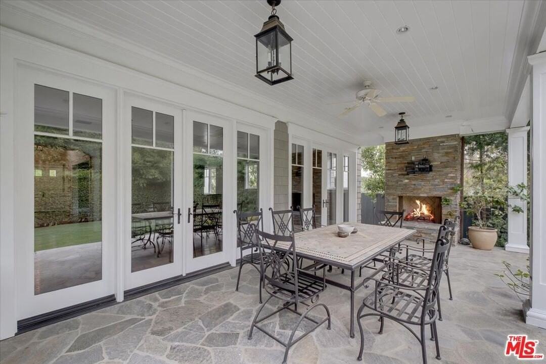 117 S Burlingame Ave - Photo 5 of 50