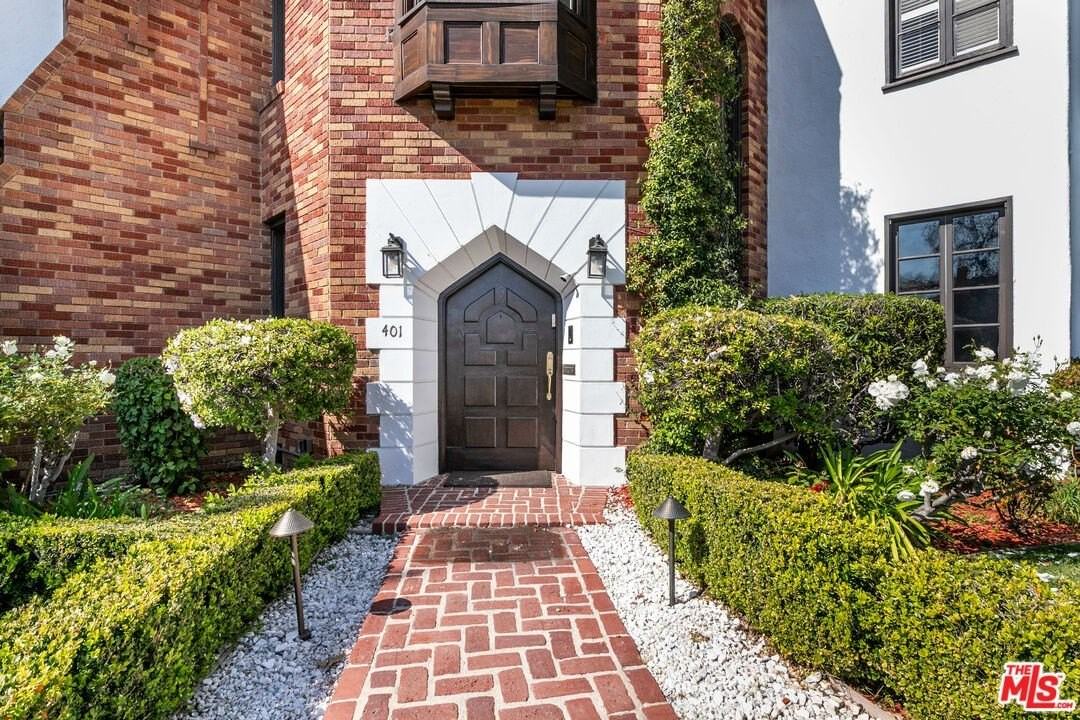 401 N Mccadden Pl - Photo 2 of 41