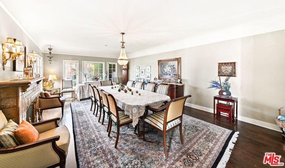 401 N Mccadden Pl - Photo 5 of 41