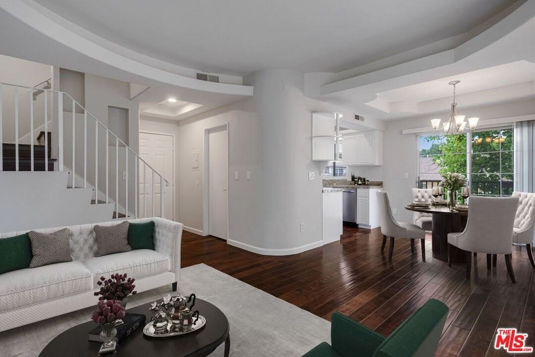 10627 Moorpark St Apt 9 #Apt 9