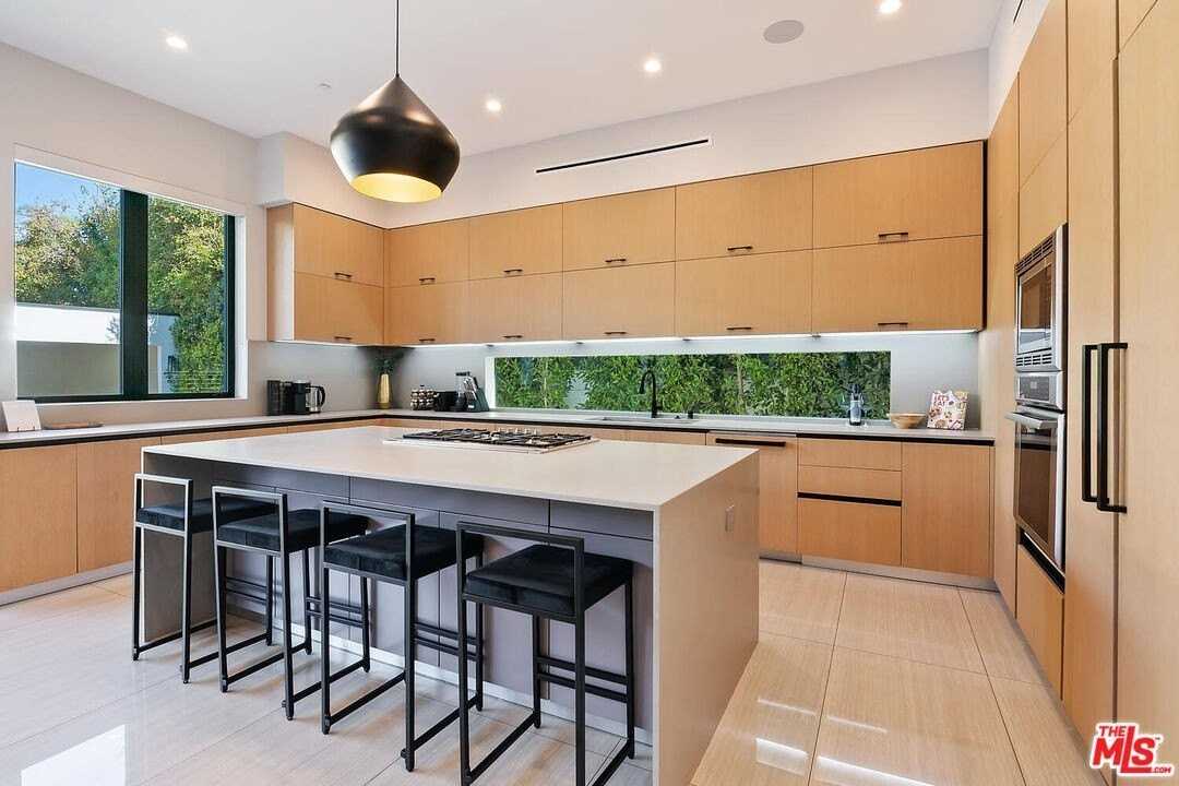 6347 Maryland Dr - Photo 7 of 20