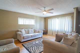 5001 54th St #1 - Photo 4 of 43