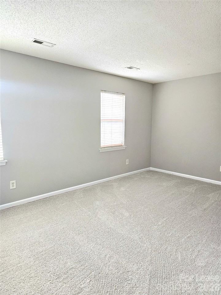 5408 Johnston Mill Ct - Photo 7 of 7