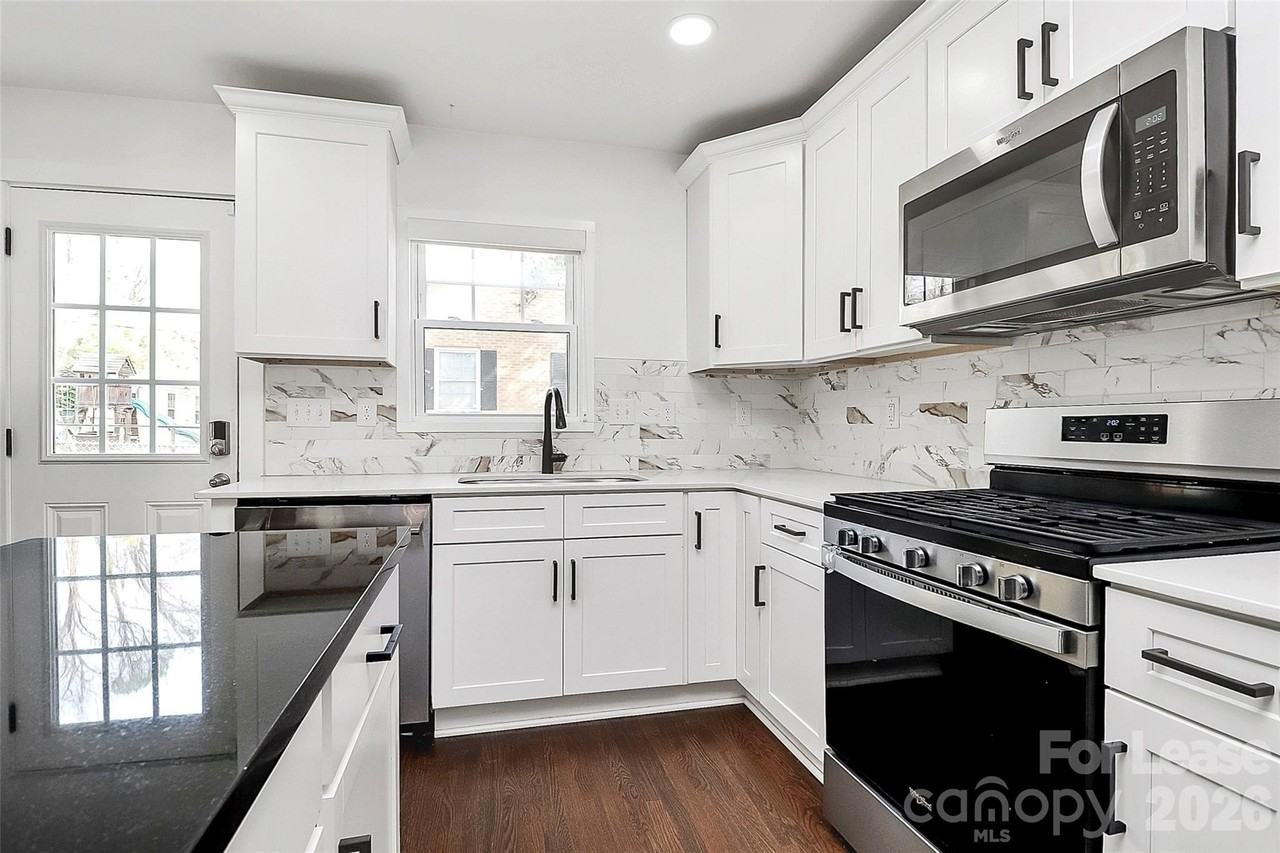 4313 Maureen Dr - Photo 7 of 38