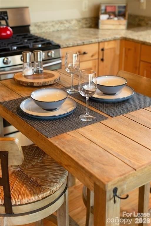 41 Mildred Ave - Photo 5 of 22