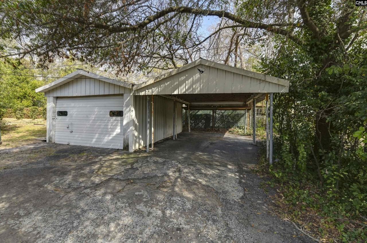 156 S Marion St - Photo 4 of 33