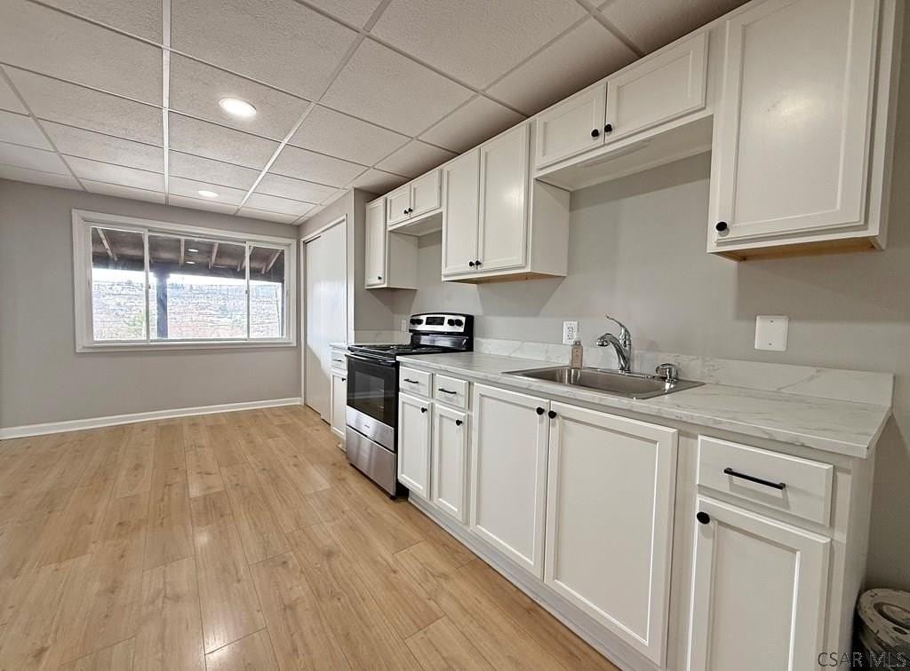 512 Graham Ave - Photo 7 of 23