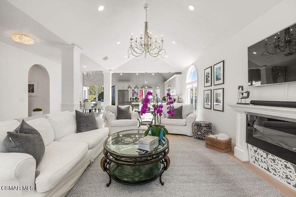 2181 Brookfield Dr - Photo 6 of 50