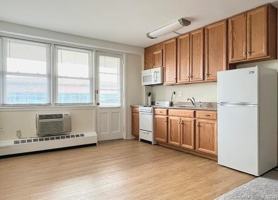 featured image of 444 Bedford St Apt 4l