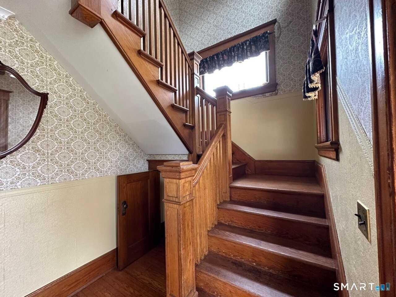 184 S Main St Unit 182 - Photo 2 of 19