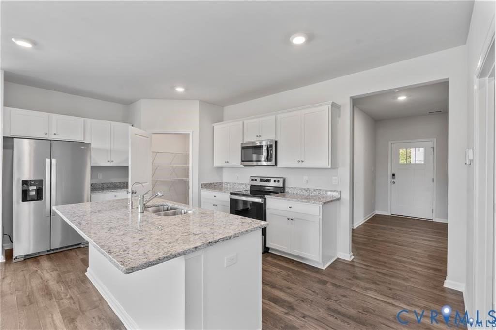 11140 Chappell Creek Cir - Photo 4 of 23