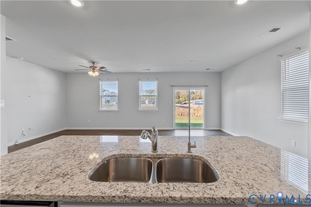 11140 Chappell Creek Cir - Photo 5 of 23