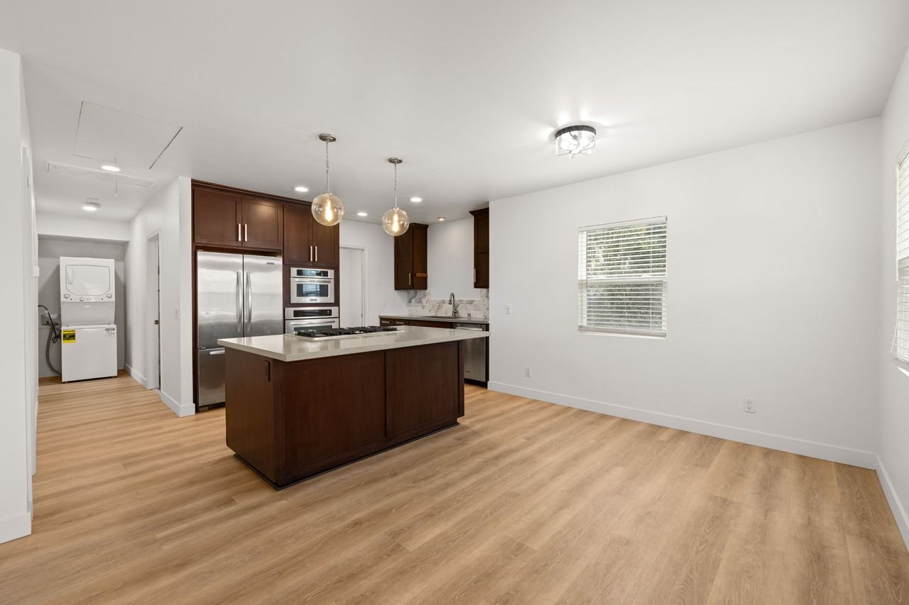 4565 Iowa St #4565 - Photo 3 of 12