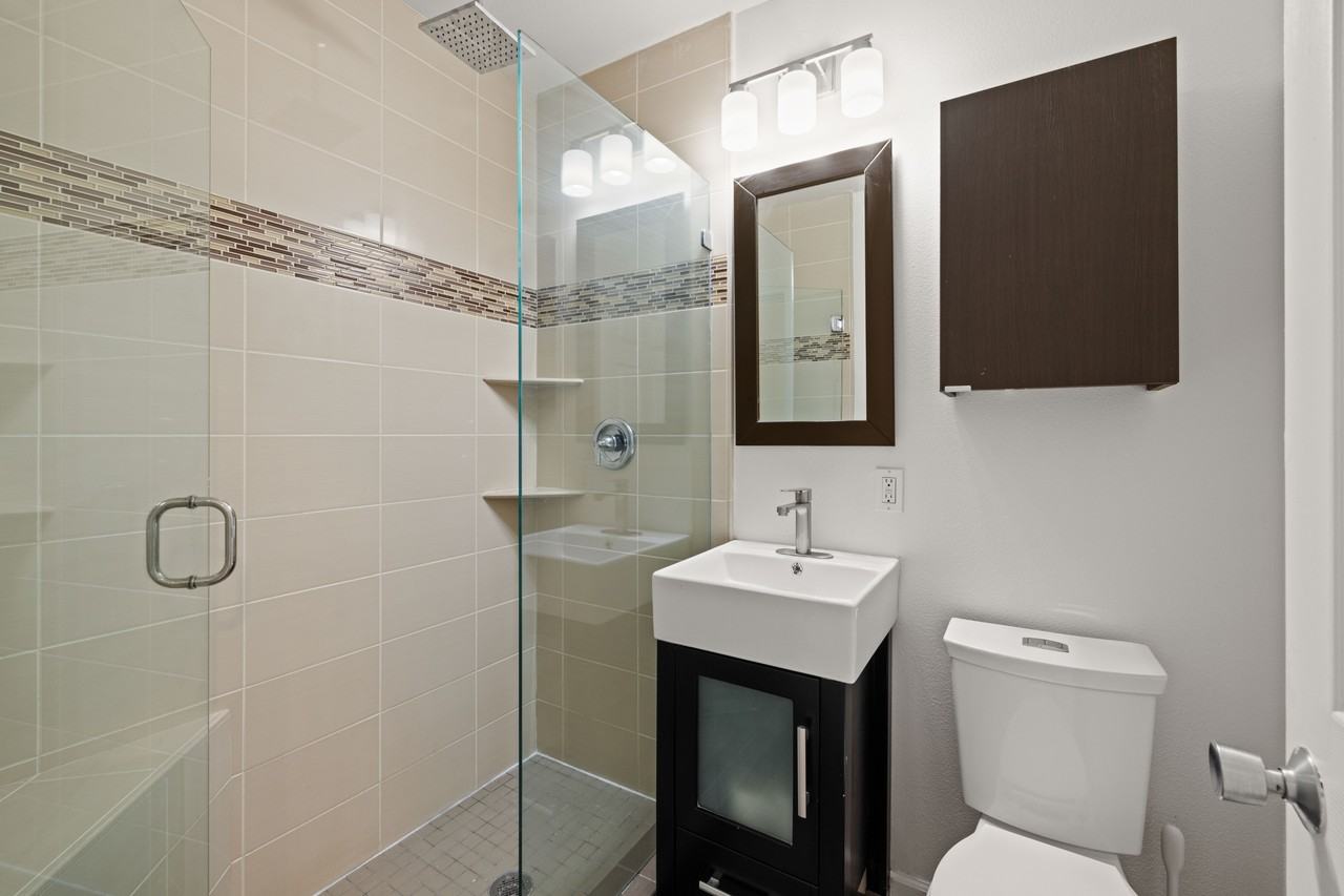 4565 Iowa St #4565 - Photo 7 of 12
