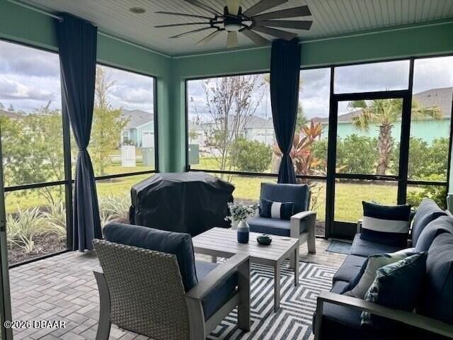 301 Low Tide Ln - Photo 4 of 11