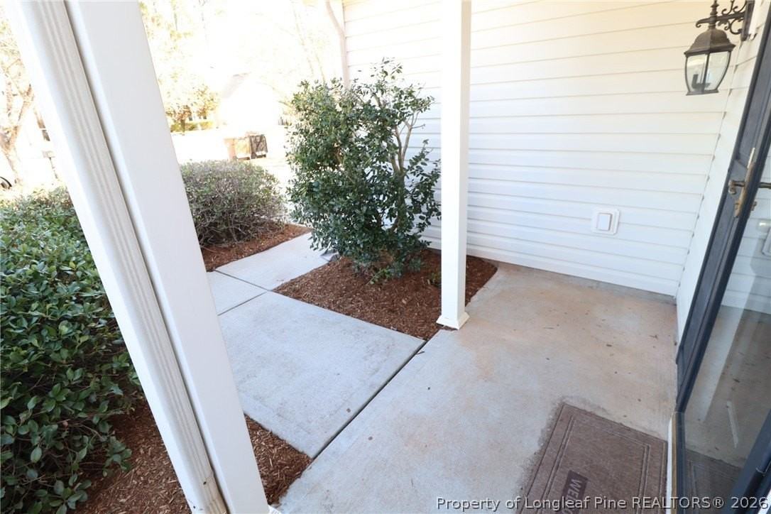 100 Beverstone Dr - Photo 2 of 32