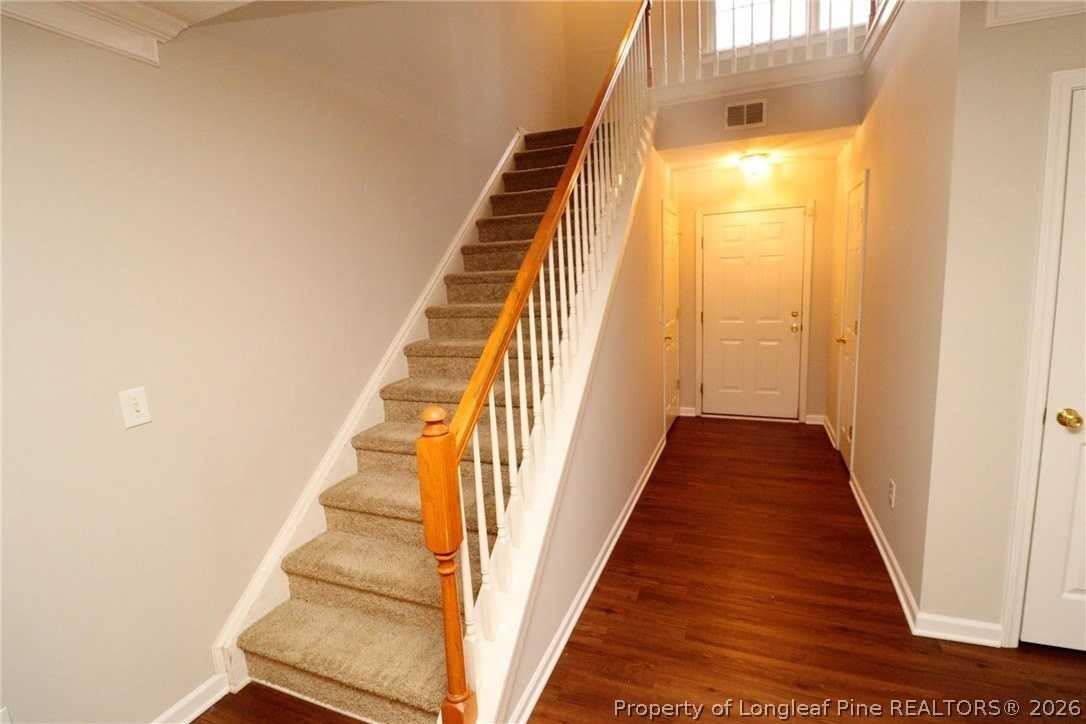 100 Beverstone Dr - Photo 3 of 32