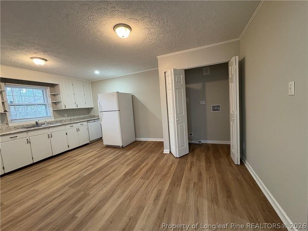 3725 Sandra Dr - Photo 6 of 16