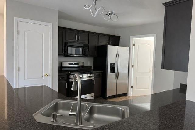 4652 Knights Bridge Ct - Photo 3 of 11