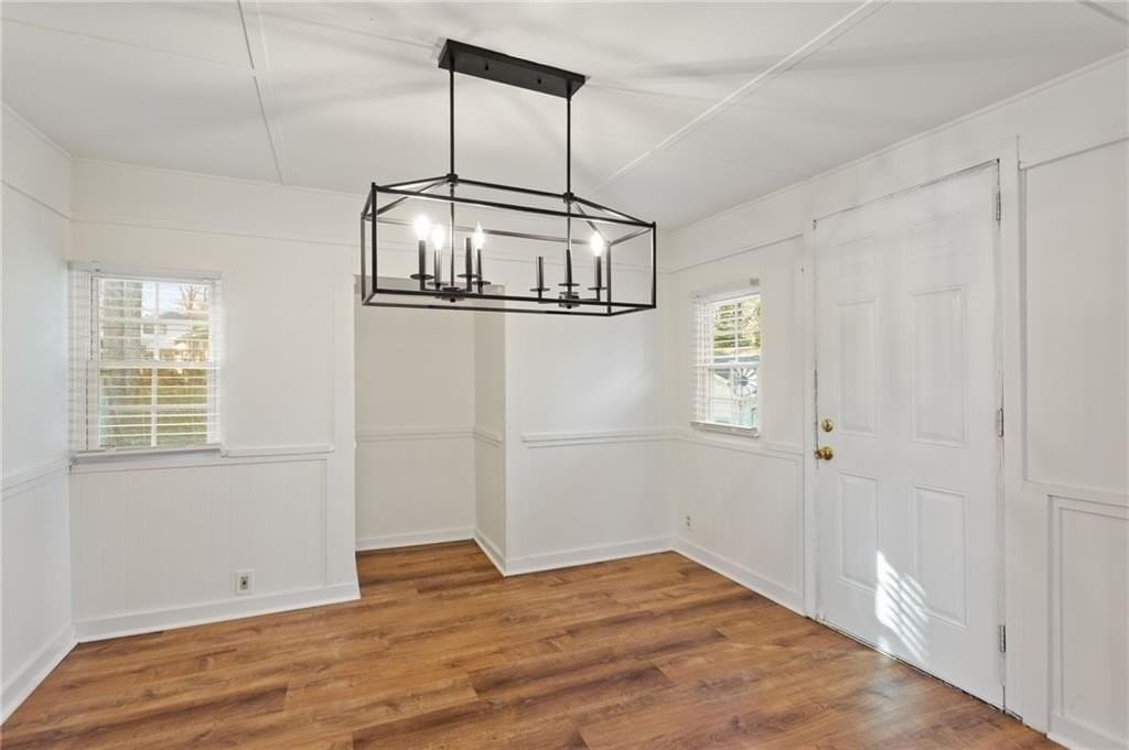 798 Bank St Se - Photo 5 of 41