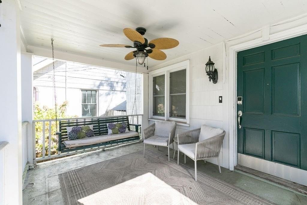 936 E Lake Dr - Photo 3 of 50