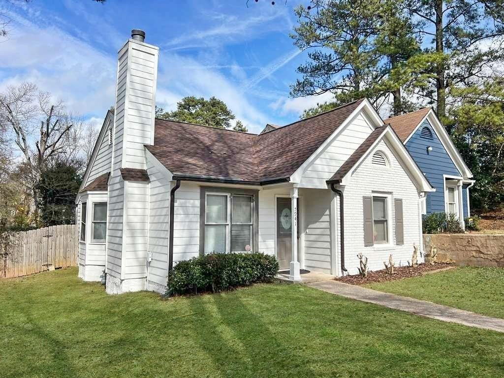 7941 Creekstone Way - Photo 2 of 20