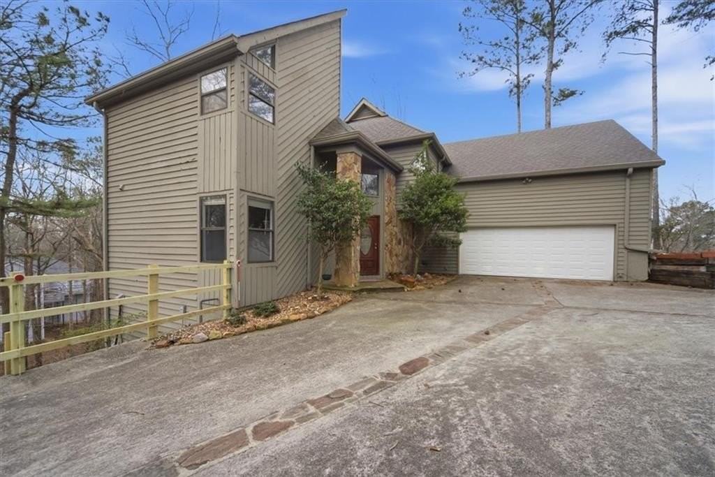 530 Matterhorn Way - Photo 2 of 50