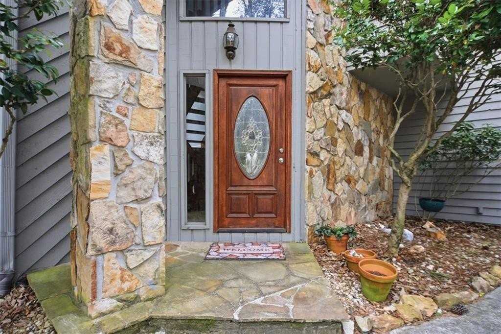 530 Matterhorn Way - Photo 4 of 50