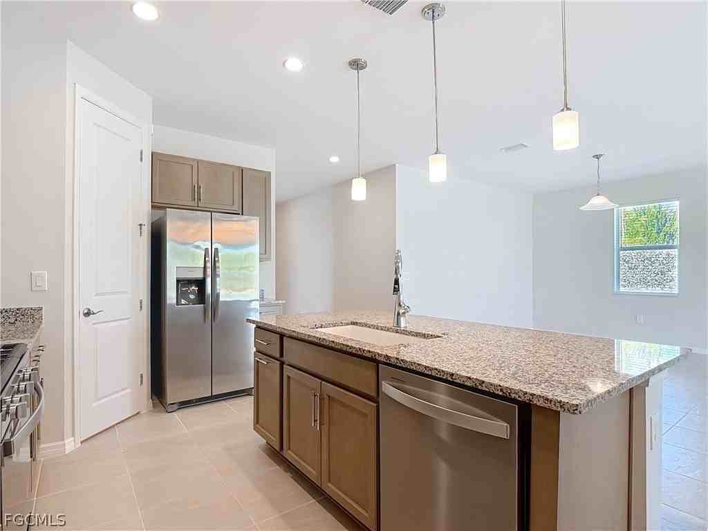 16378 Preservation Blvd - Photo 6 of 40