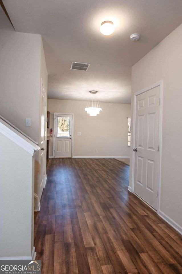 700 Fitzroy Drive - Photo 6 of 13