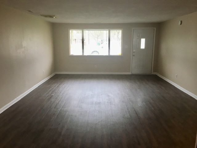 9403 Shenandoah Dr #1 - Photo 5 of 35