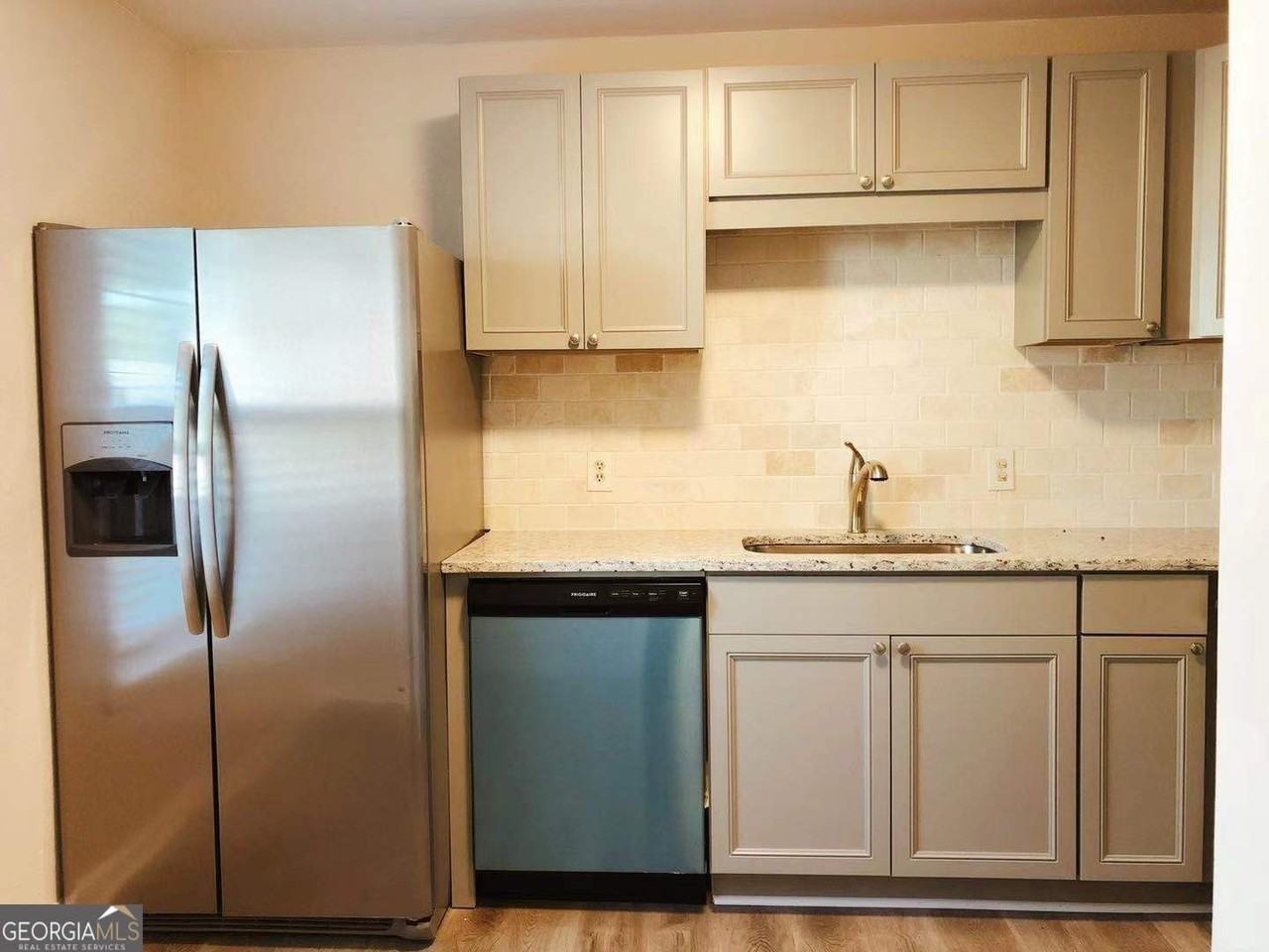 1819 Cumberland Valley Pl Se - Photo 2 of 19