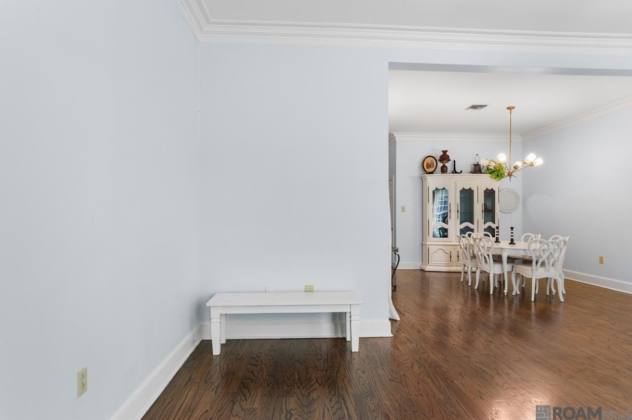 7962 Wrenwood Blvd #B - Photo 3 of 33