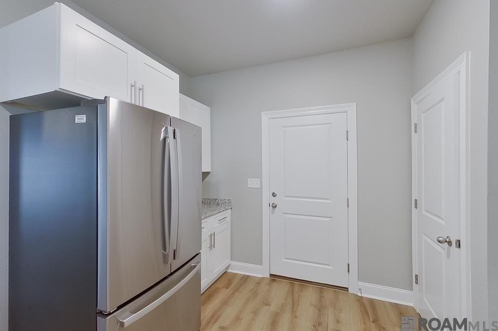 13736 Willowmore Dr - Photo 2 of 18