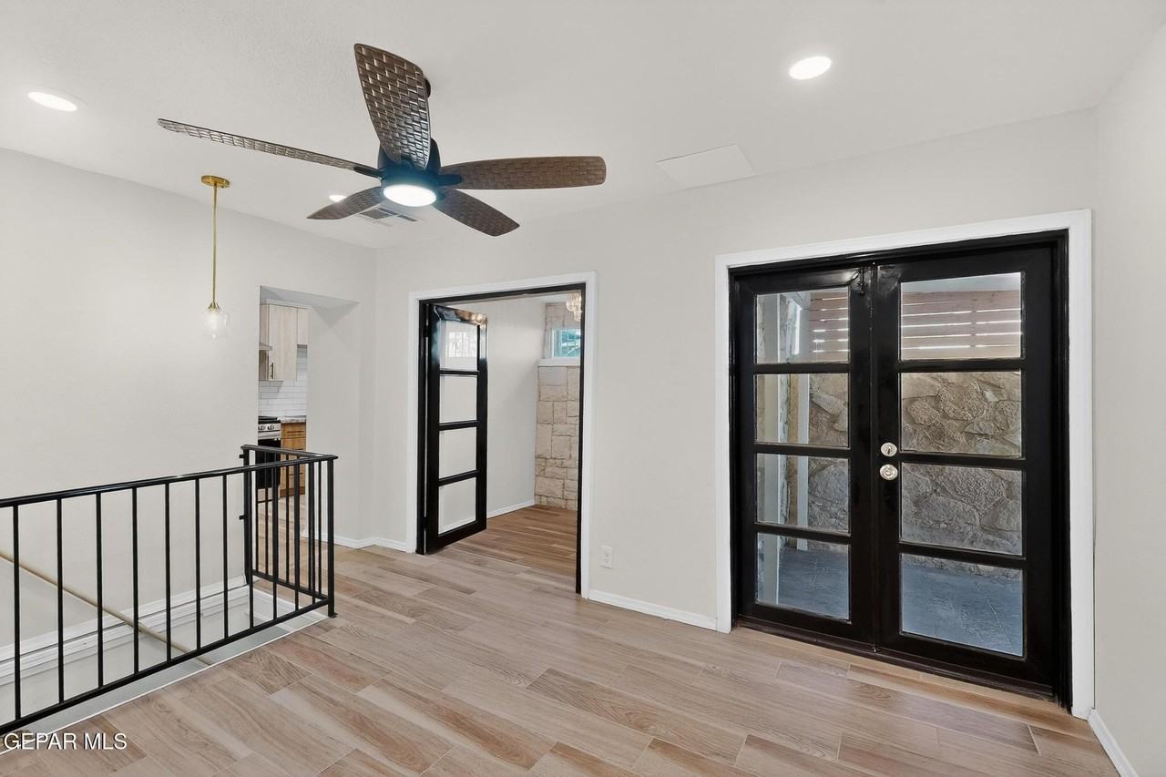 2406 Lebanon Ave Rear Home - Photo 7 of 37