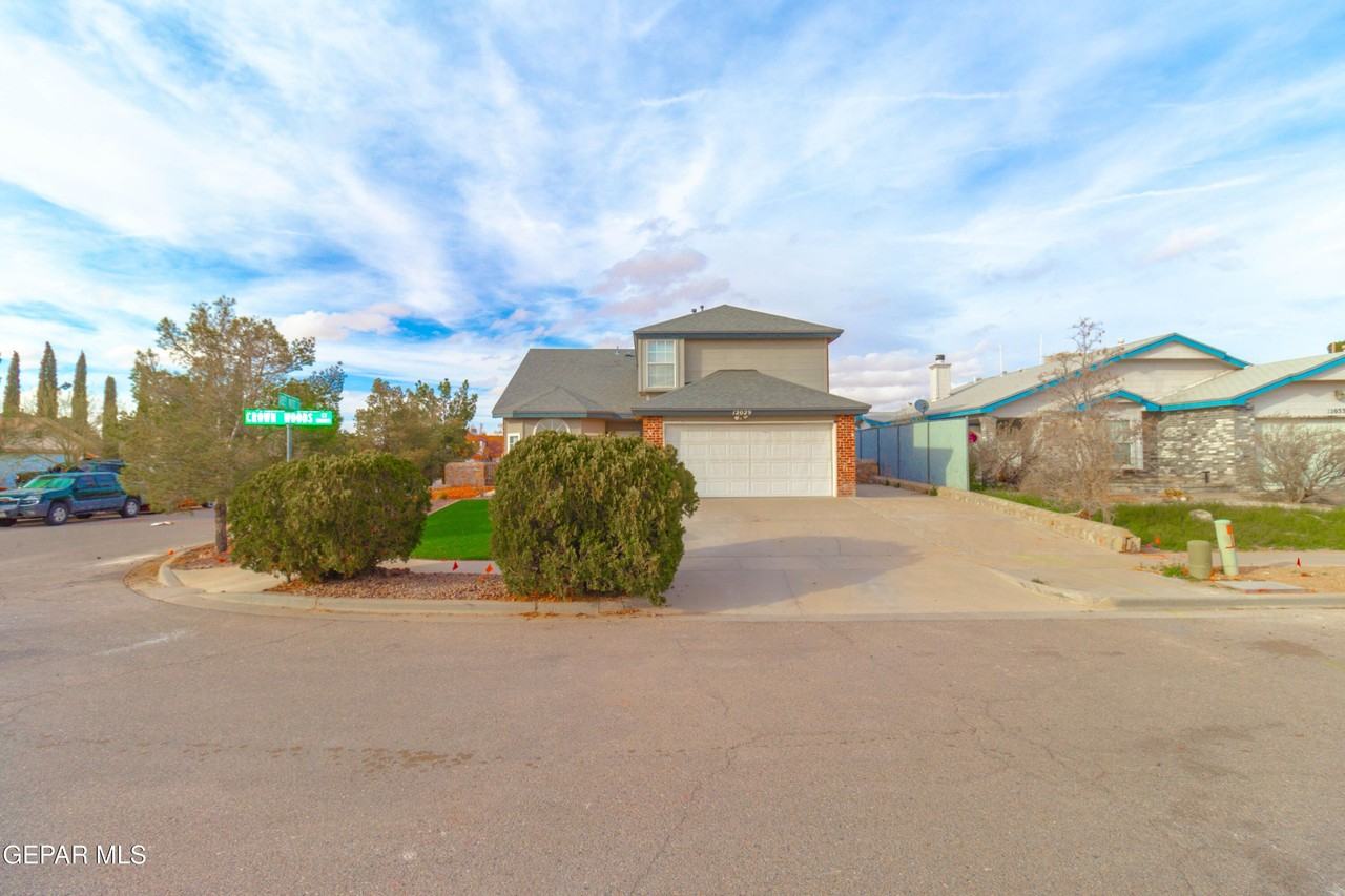 12029 Crown Woods Ct - Photo 6 of 46