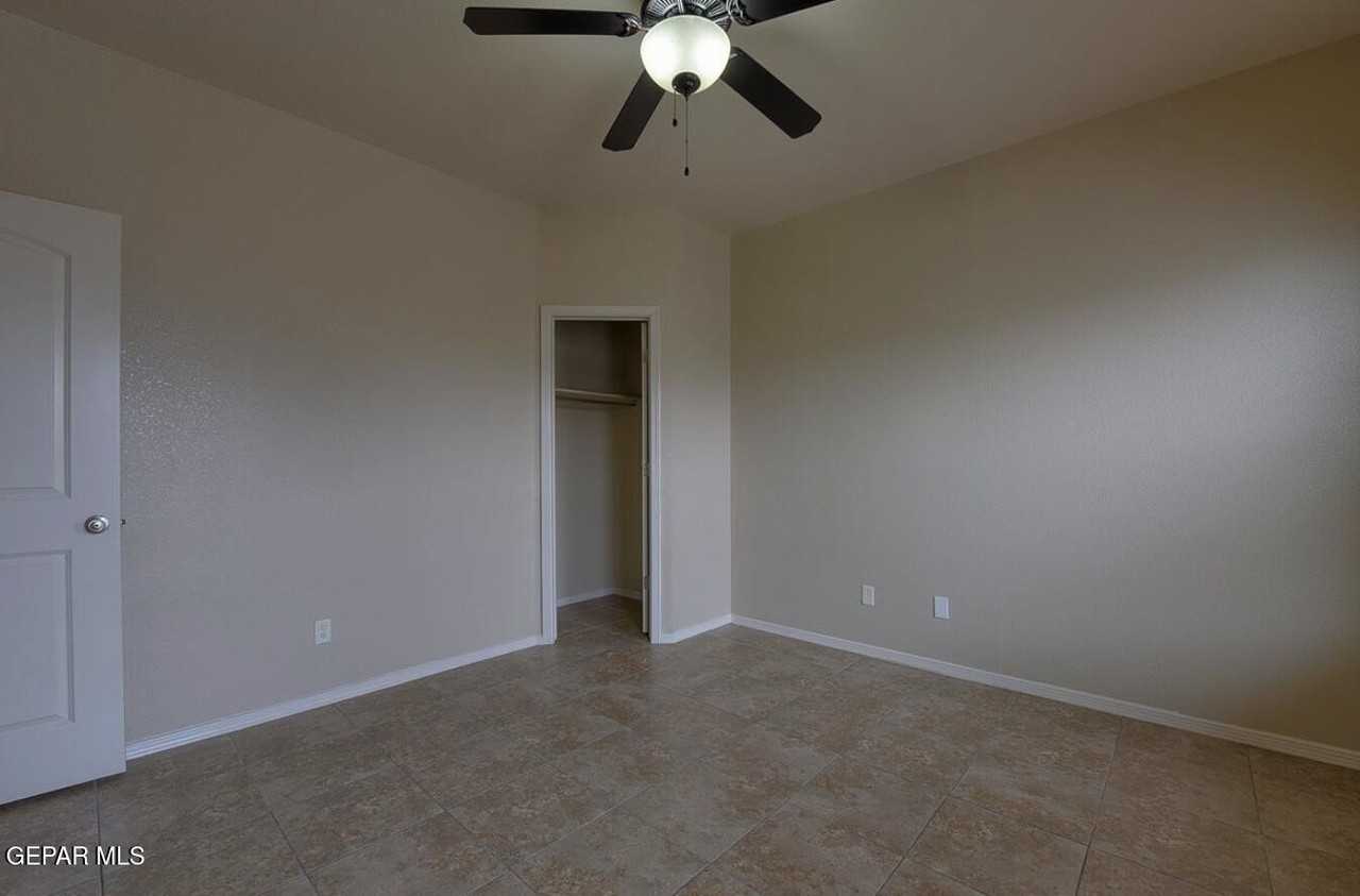 501 E Redd Rd Apt 13 - Photo 7 of 36