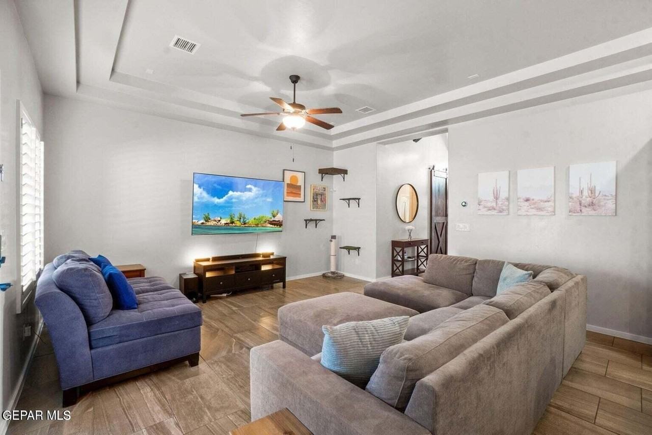 2158 Enchanted Summit Dr - Photo 4 of 21