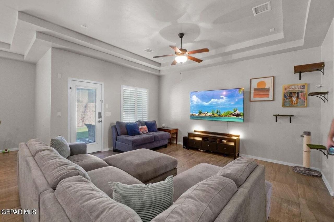 2158 Enchanted Summit Dr - Photo 5 of 21