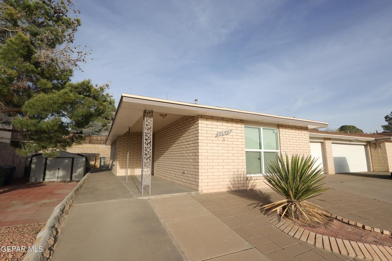 11617 Soberana Ln Unit A - Photo 2 of 20