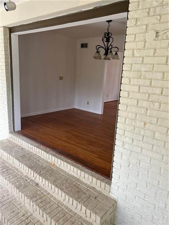 150 Fairway Rd - Photo 4 of 11